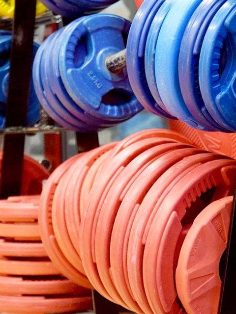 ΠΛΗΡΩΣ ΕΞΟΠΛΙΣΜΕΝΟ ΓΥΜΝΑΣΤΗΡΙΟ