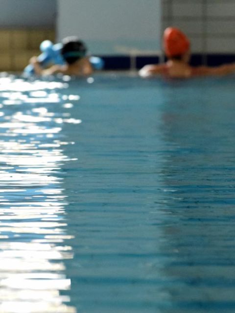 ΚΟΛΥΜΒΗΤΗΡΙΟ ΜΕ ΕΣΩΤΕΡΙΚΗ ΠΙΣΙΝΑ