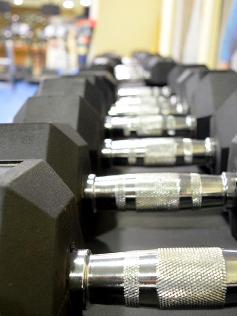 ΠΛΗΡΩΣ ΕΞΟΠΛΙΣΜΕΝΟ ΓΥΜΝΑΣΤΗΡΙΟ